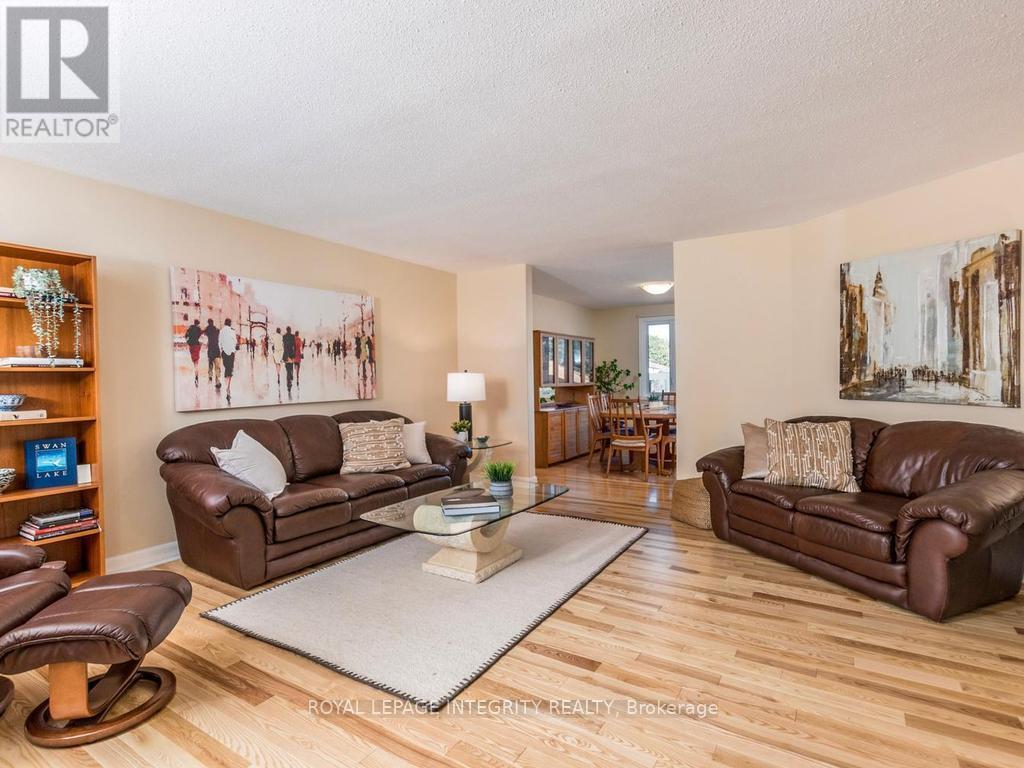 55 OVERLAKE DRIVE - 7