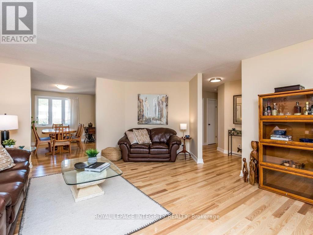 55 OVERLAKE DRIVE - 8