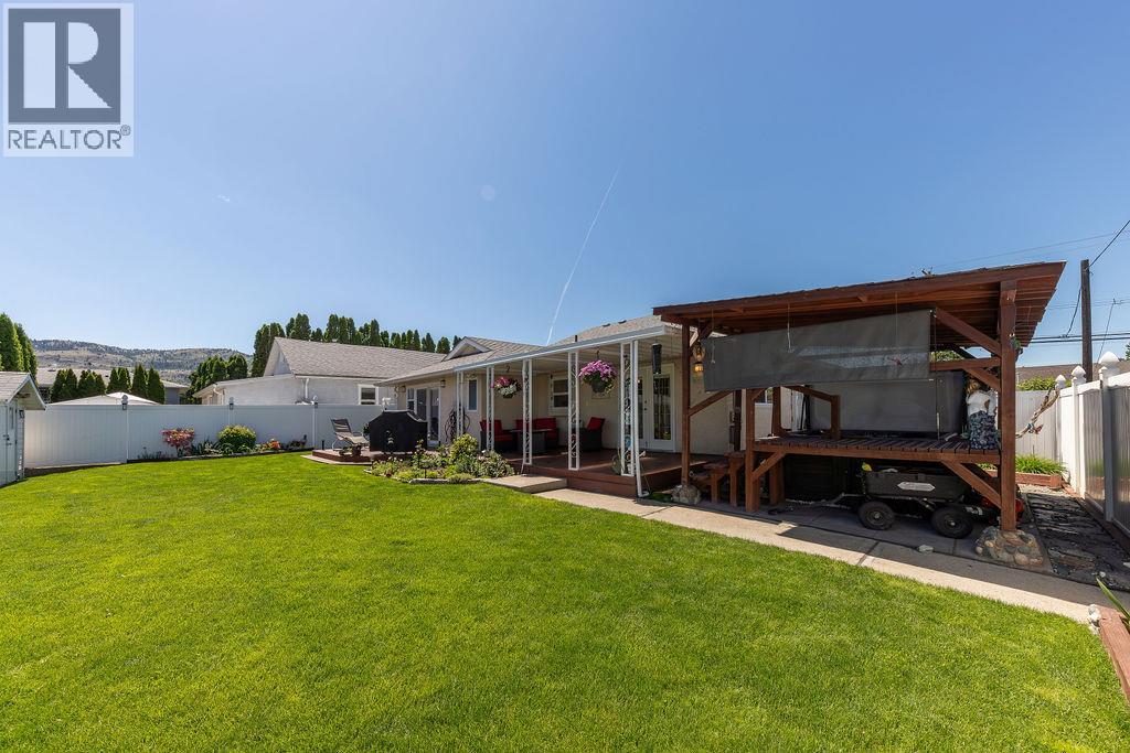 985 Schreiner Street - 13