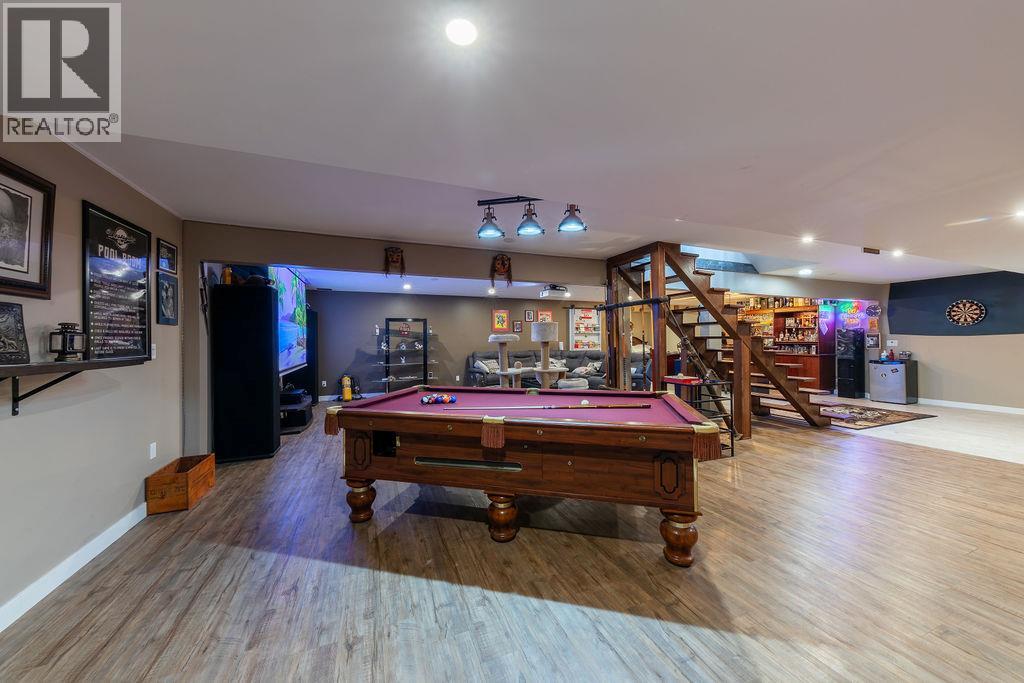 985 Schreiner Street - 52