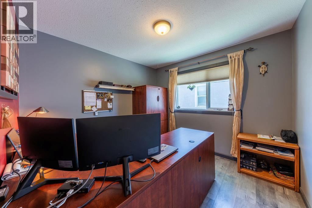985 Schreiner Street - 43