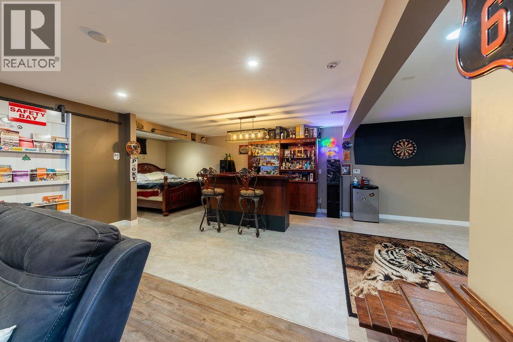 985 Schreiner Street - 60