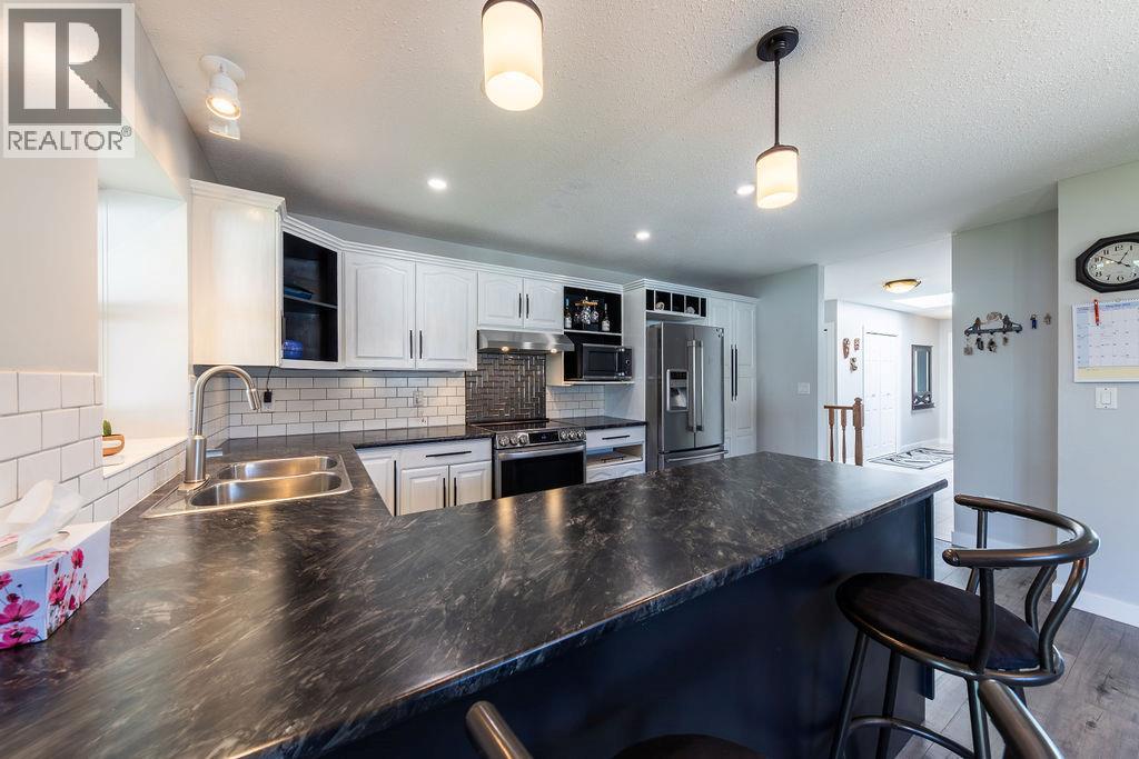 985 Schreiner Street - 30