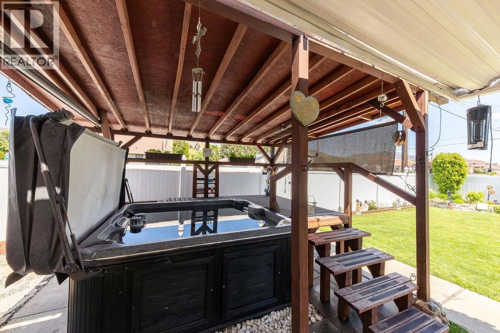 985 Schreiner Street - 15
