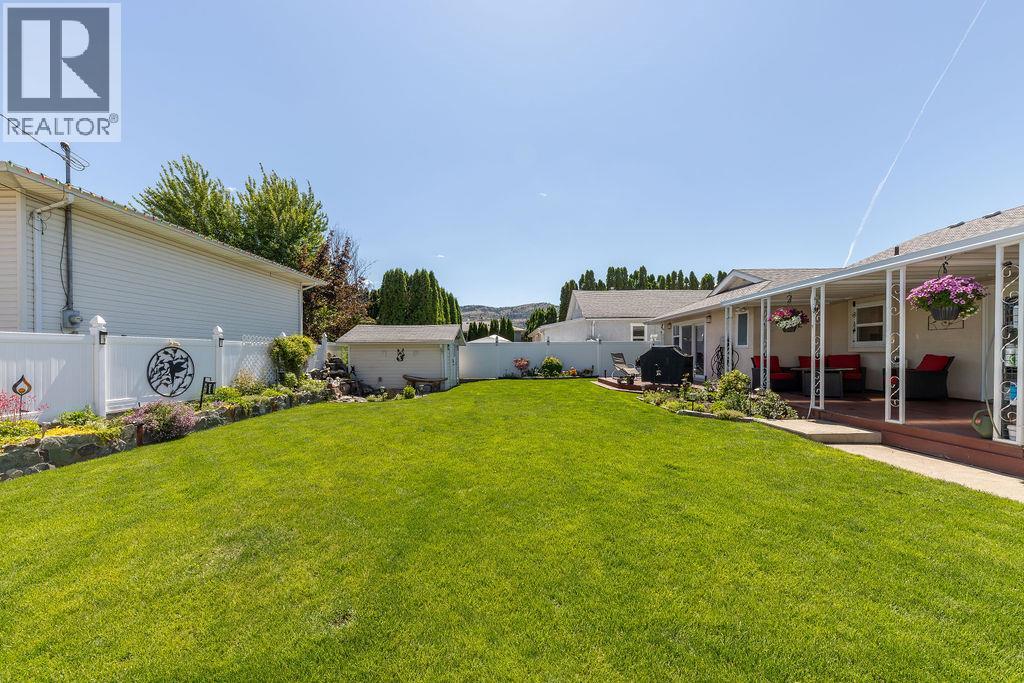 985 Schreiner Street - 12