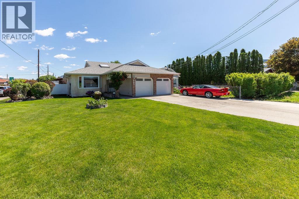 985 Schreiner Street - Image 3