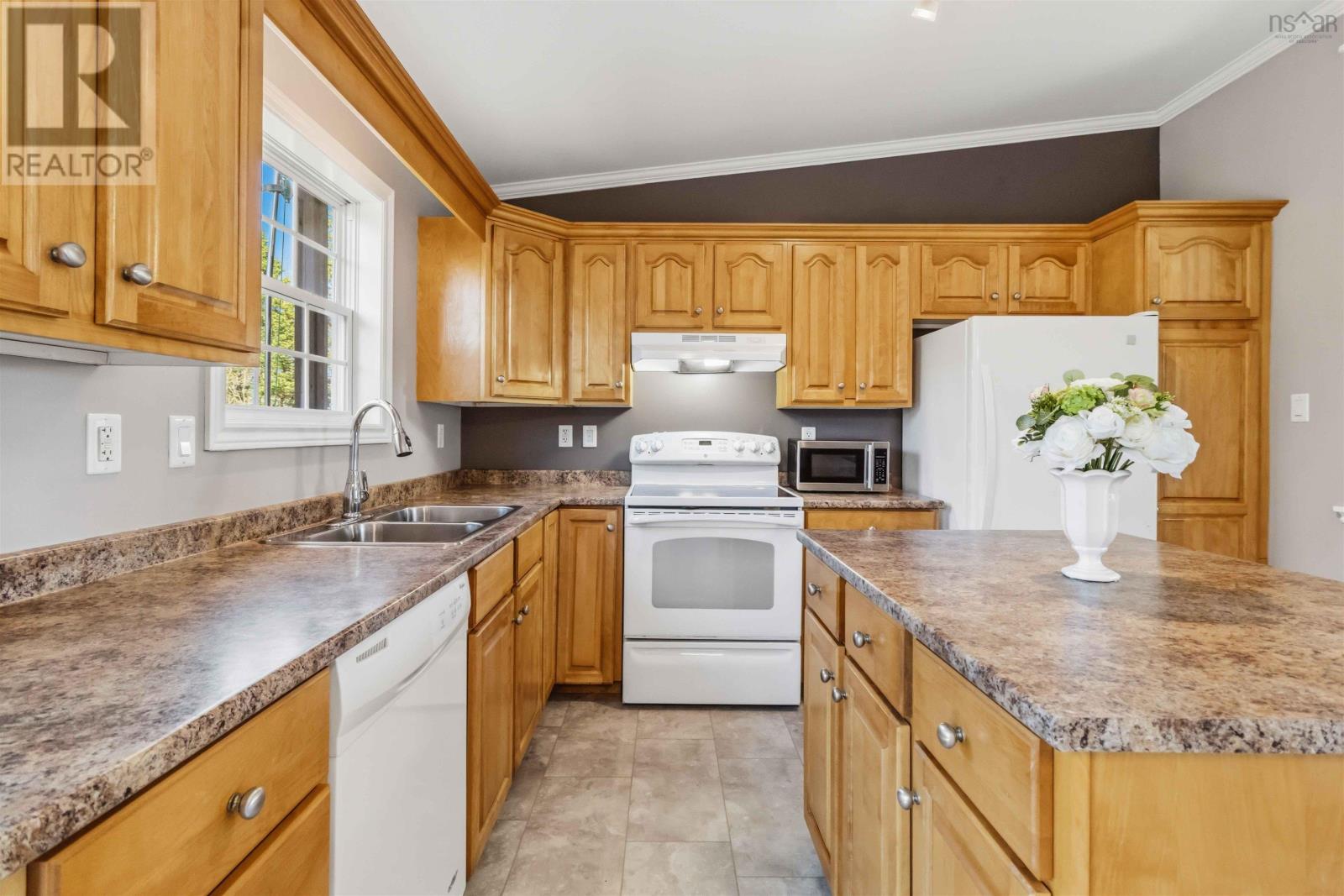8 Harbour View Drive - 12