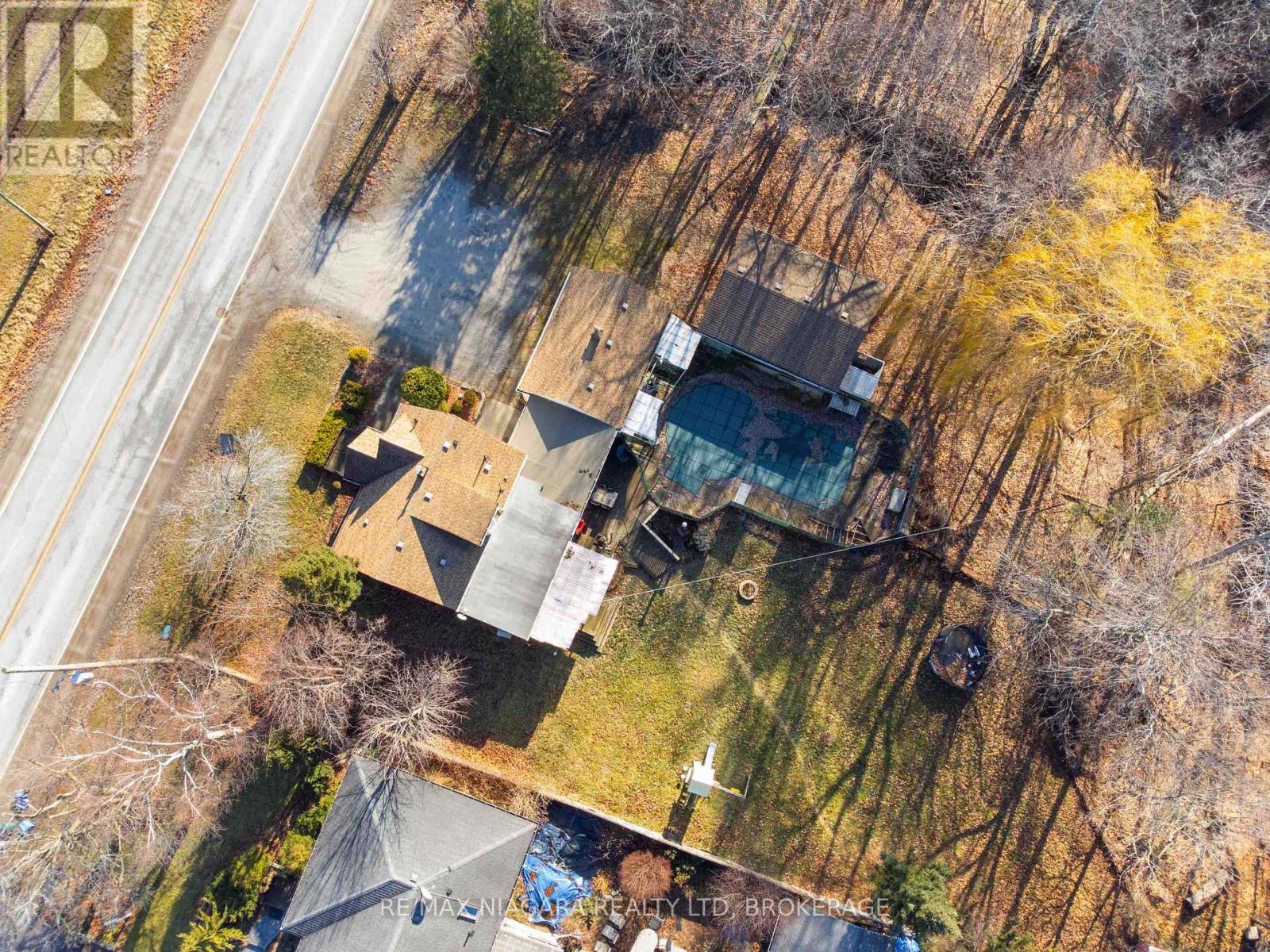 1671 THIRD STREET LOUTH STREET - 3