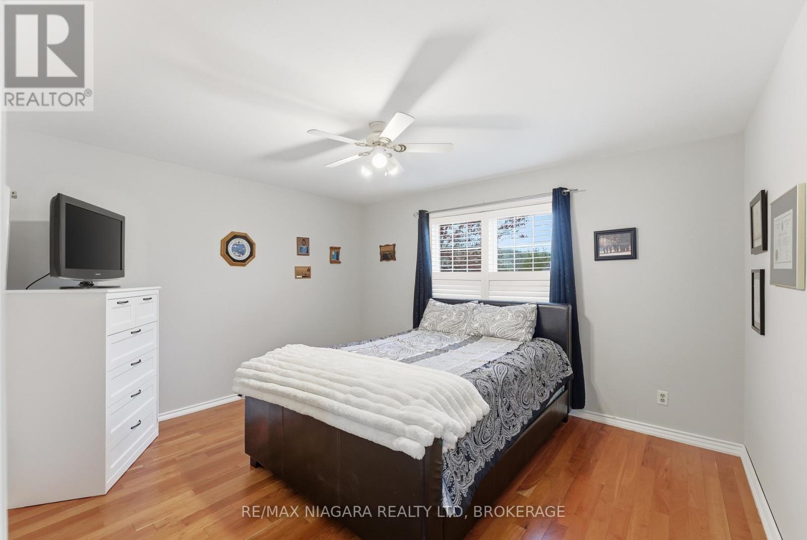 13 RUSHOLME CRESCENT - 15