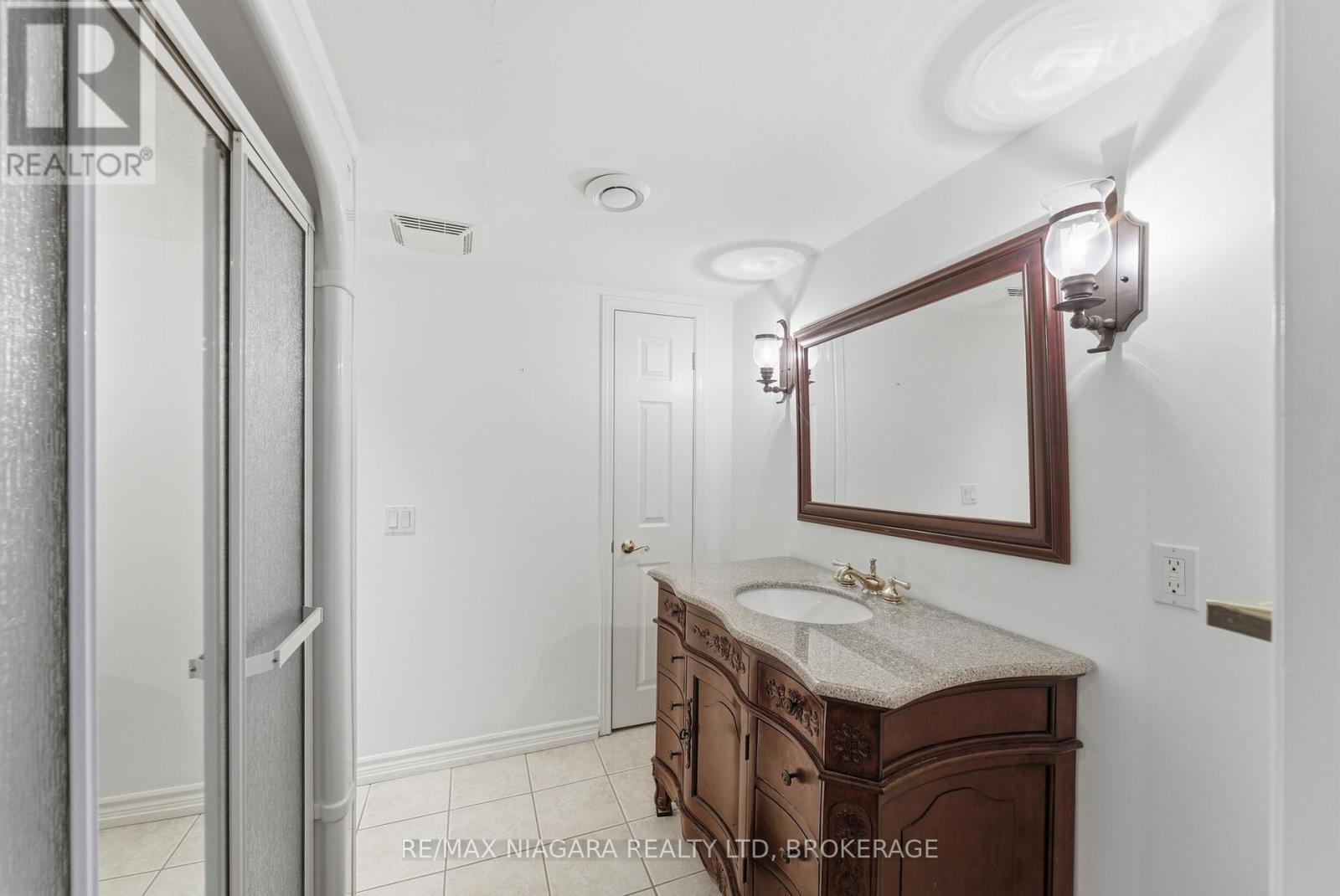 13 RUSHOLME CRESCENT - 24