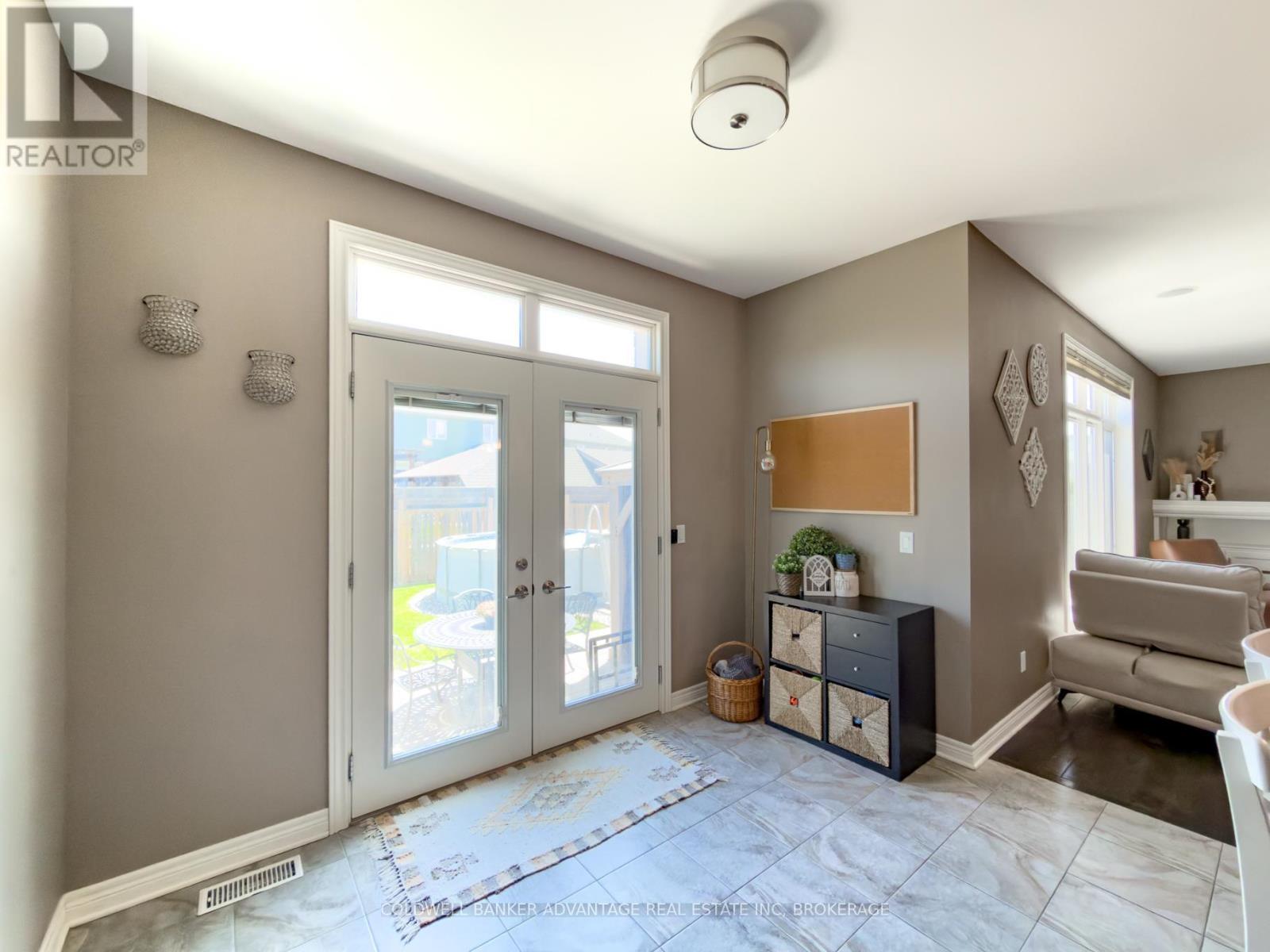 336 CREEKSIDE DRIVE - 11