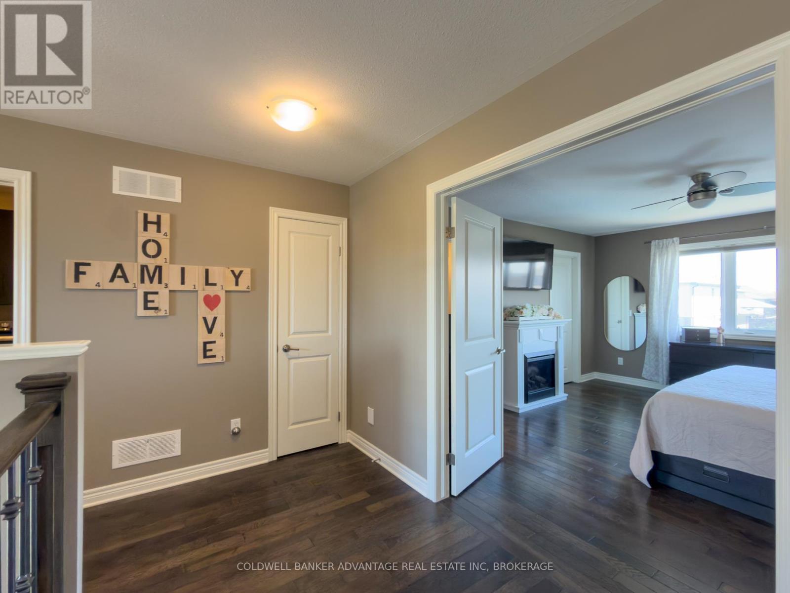 336 CREEKSIDE DRIVE - 19