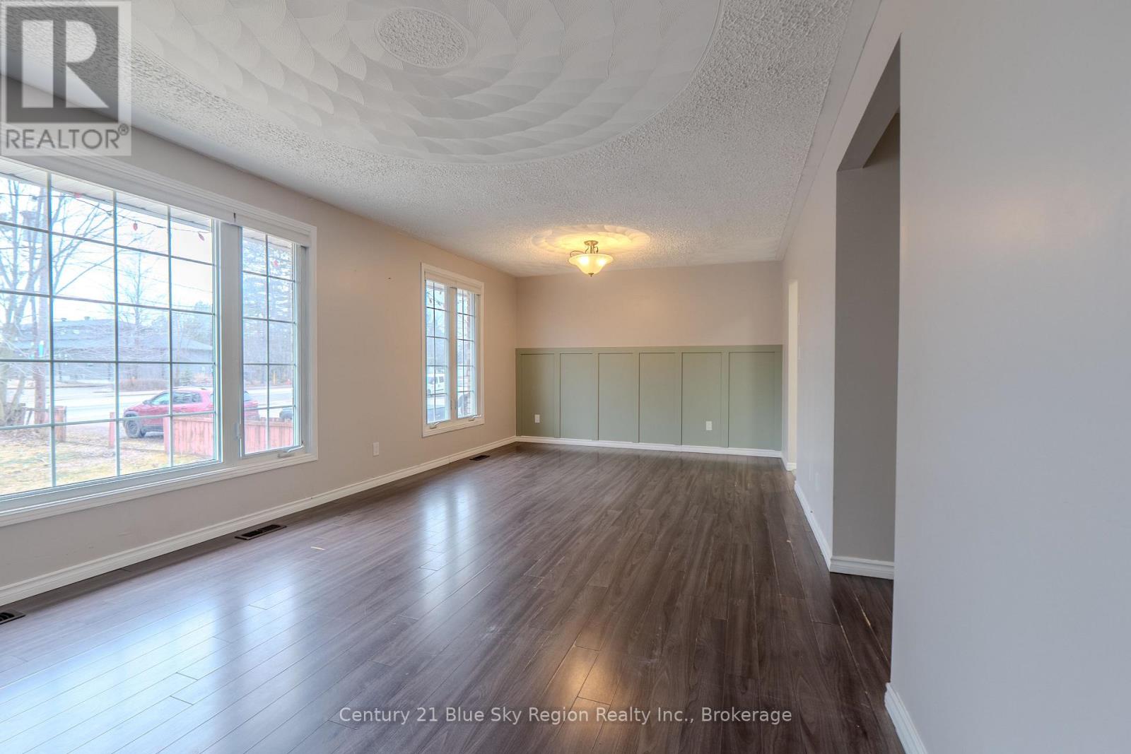 862 LAKESHORE DRIVE - 25