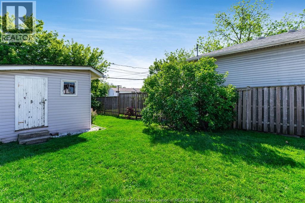 1668 Ford BOULEVARD, Windsor, Ontario, N8T2E1 — Photo 30