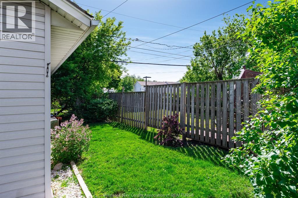 1668 Ford BOULEVARD, Windsor, Ontario, N8T2E1 — Photo 10
