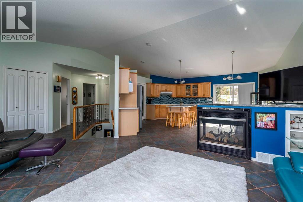 3906 63A Ave - photo 4