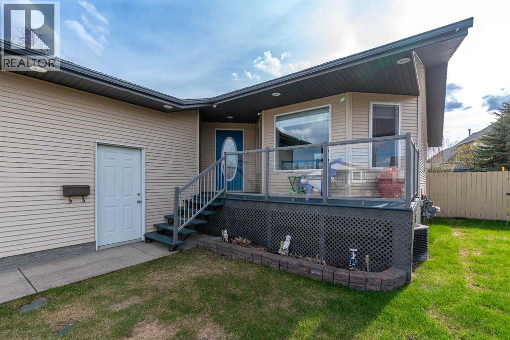 3906 63A Ave — photo 30