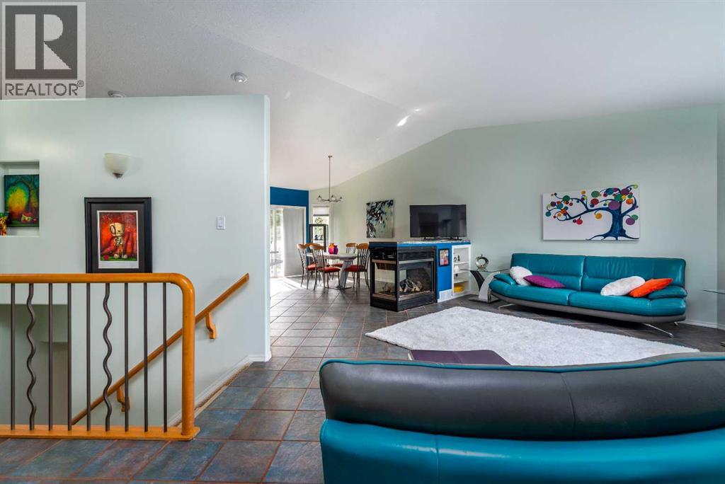 3906 63A Ave - photo 2