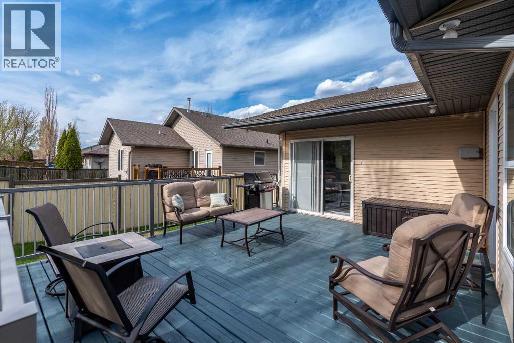 3906 63A Ave — photo 39