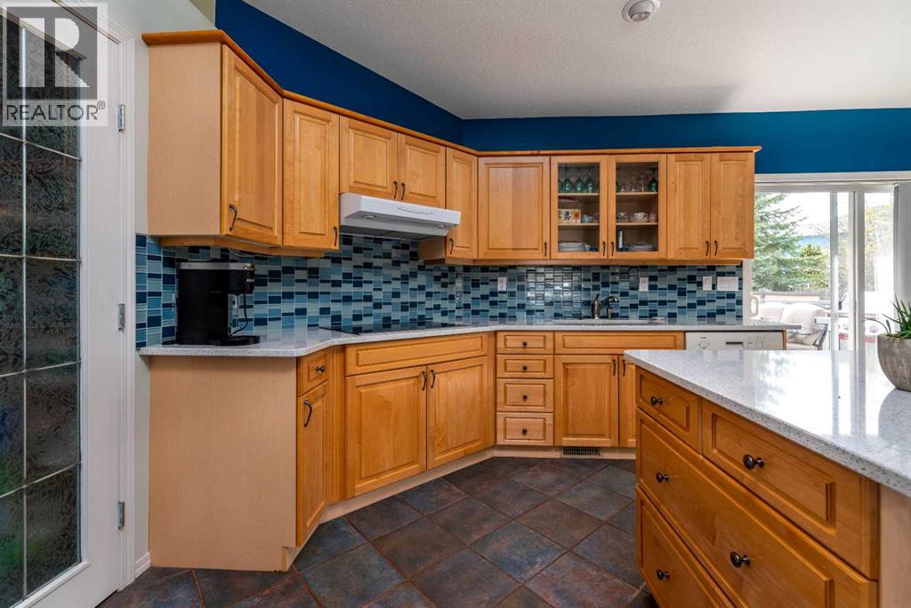3906 63A Ave — photo 11