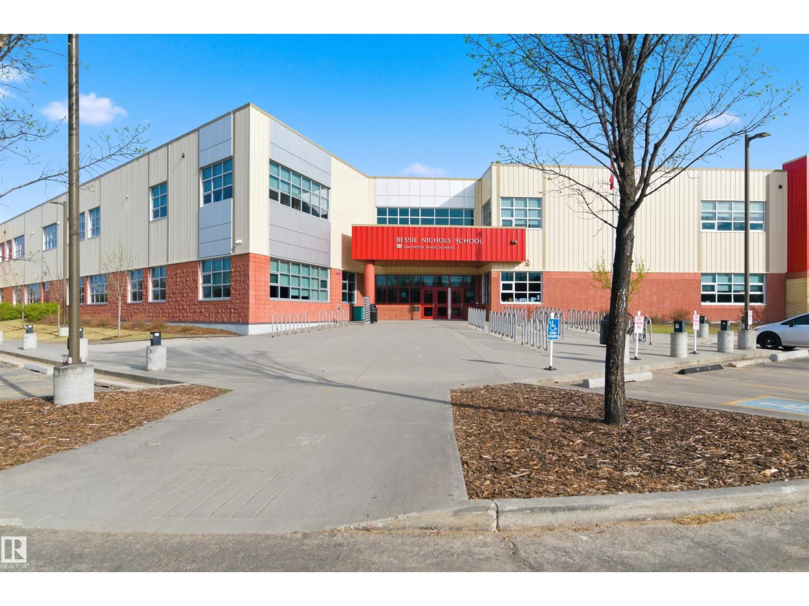 20722 56A AV NW - 33