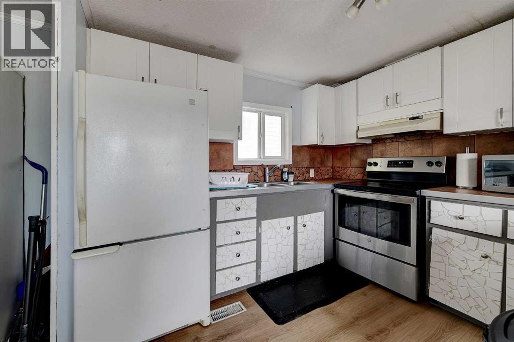 9766 119A Avenue - 6