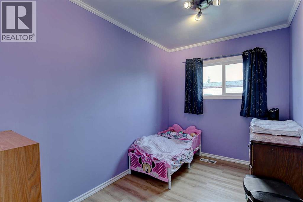 9766 119A Avenue - 12