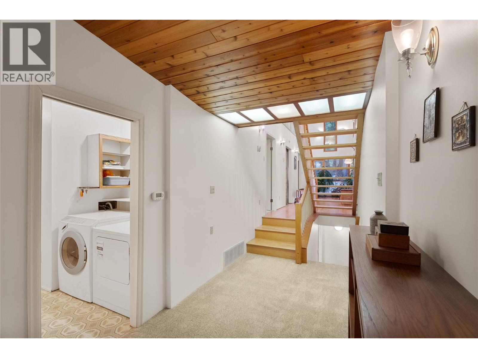 4119 Reid Road, Eagle Bay