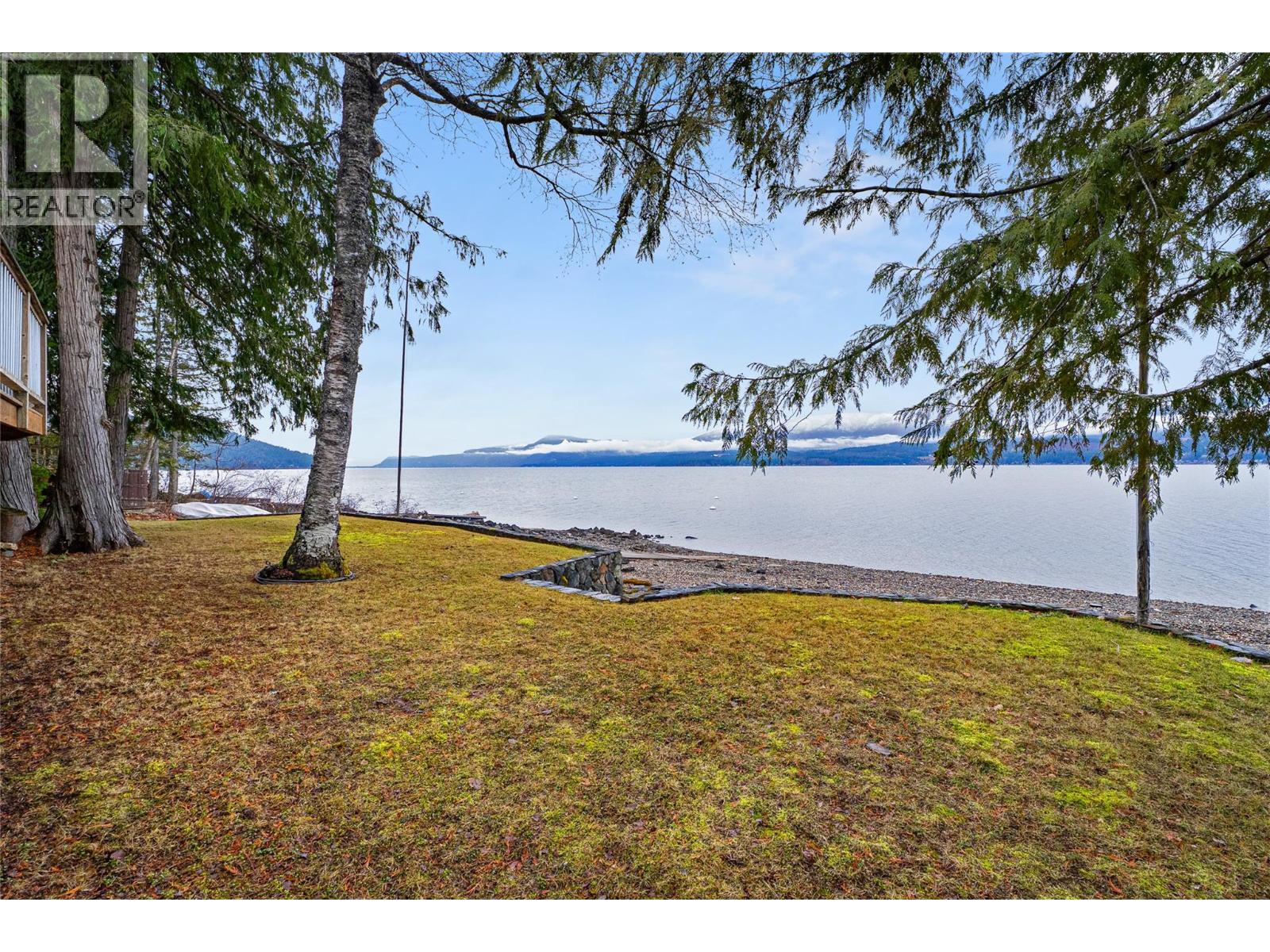 4119 Reid Road, Eagle Bay