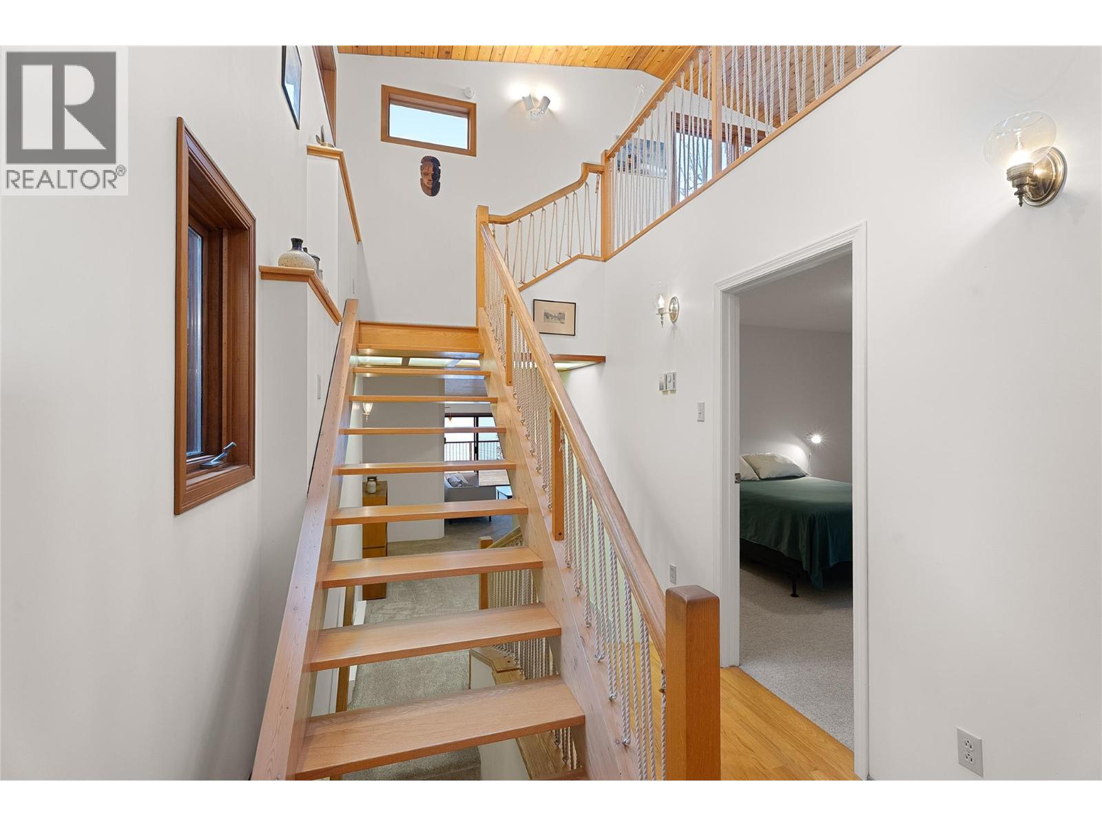 4119 Reid Road, Eagle Bay