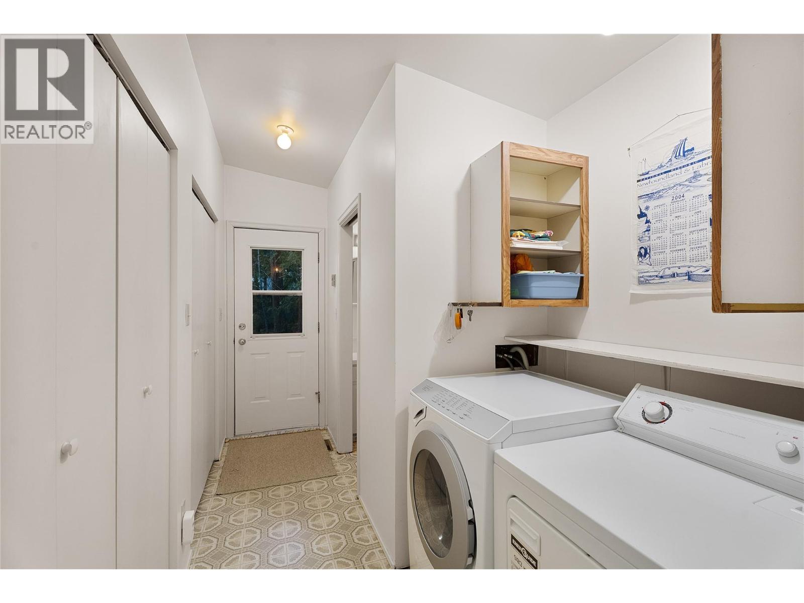 4119 Reid Road, Eagle Bay