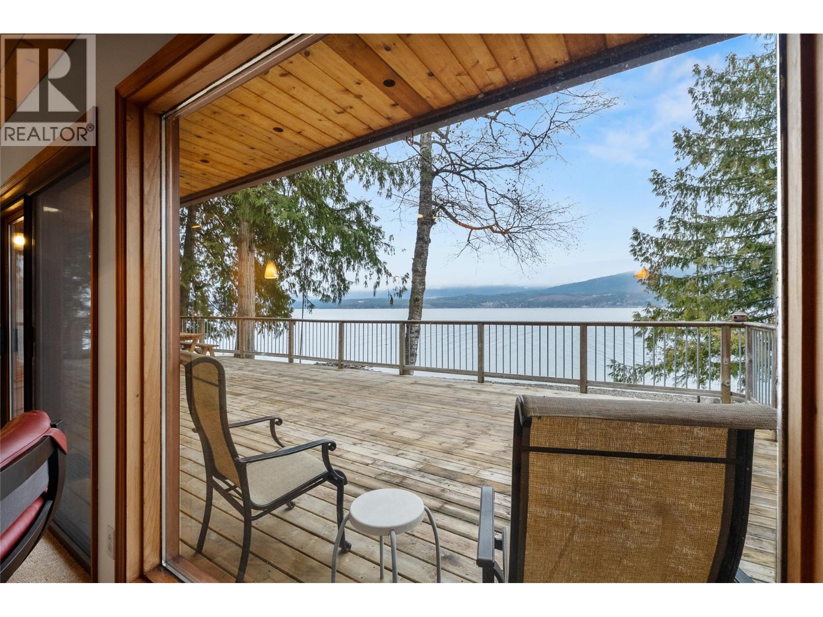 4119 Reid Road, Eagle Bay