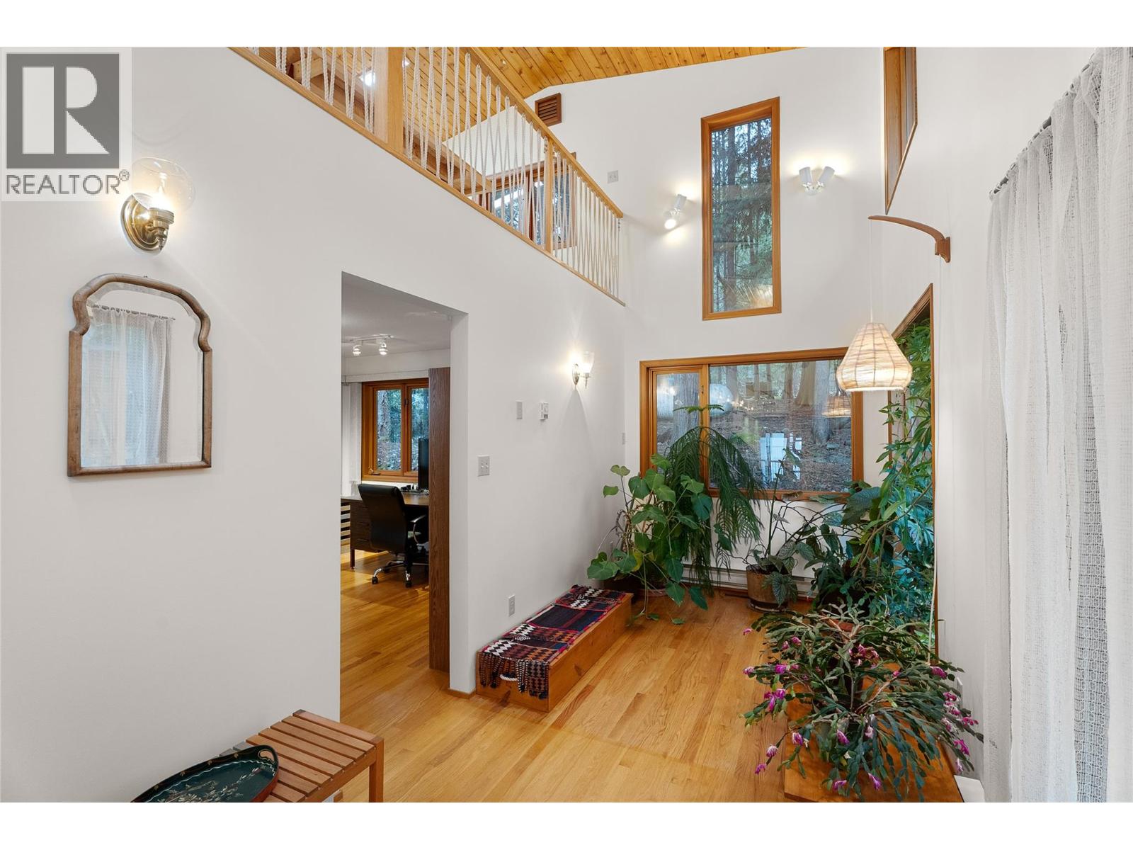 4119 Reid Road, Eagle Bay