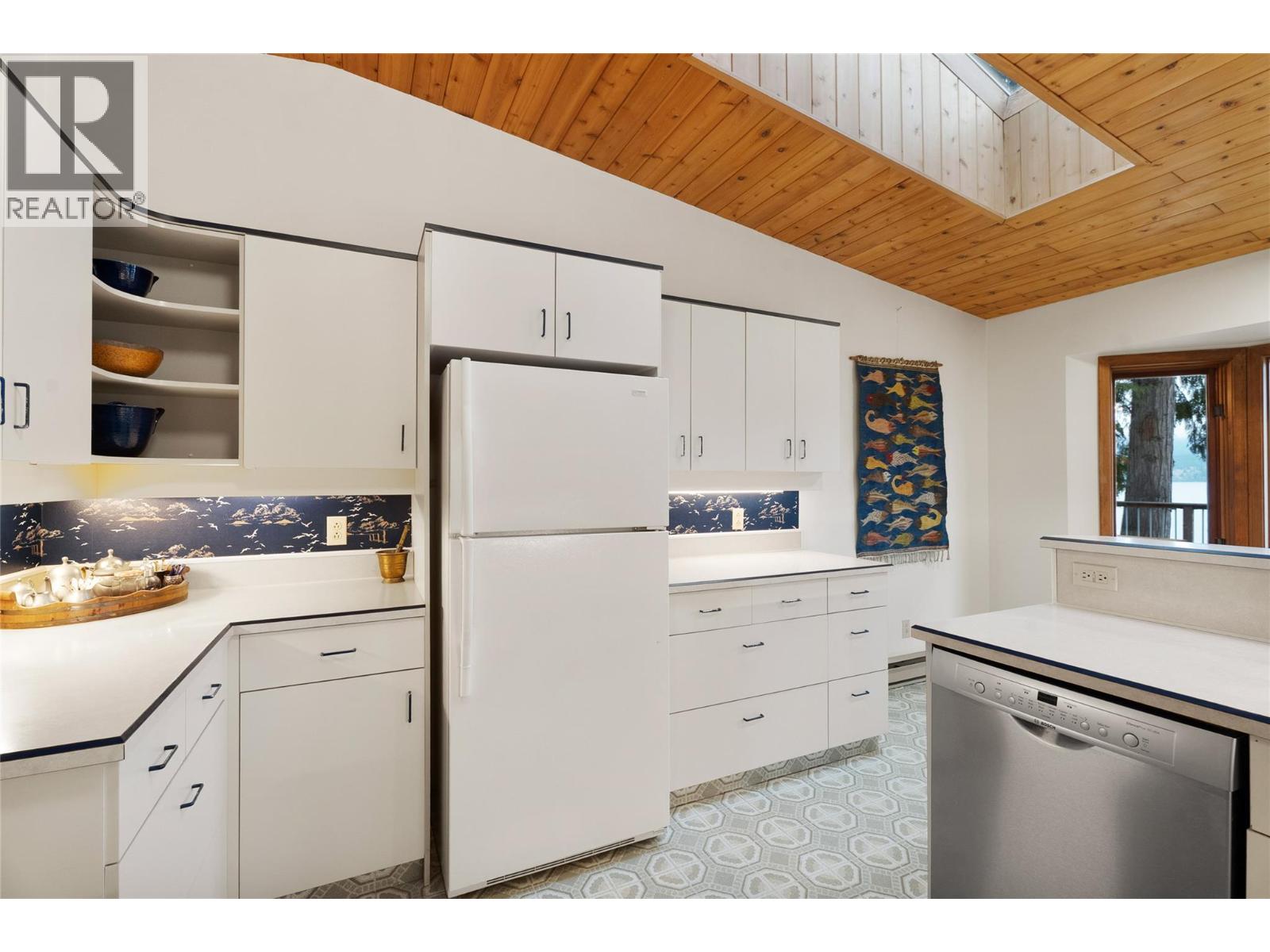 4119 Reid Road, Eagle Bay
