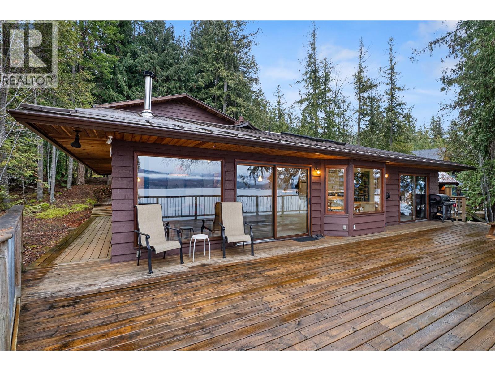 4119 Reid Road, Eagle Bay