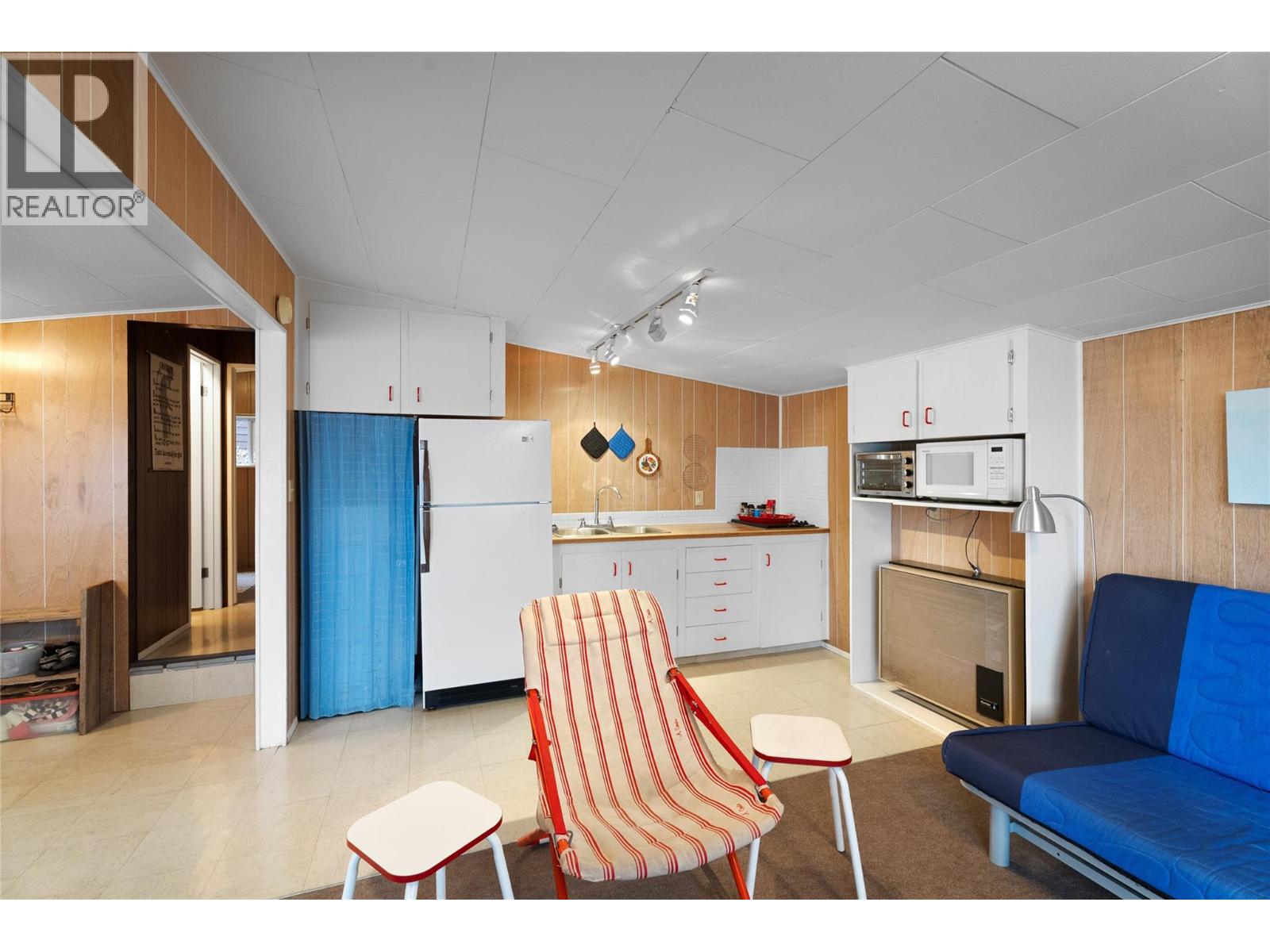 4119 Reid Road, Eagle Bay