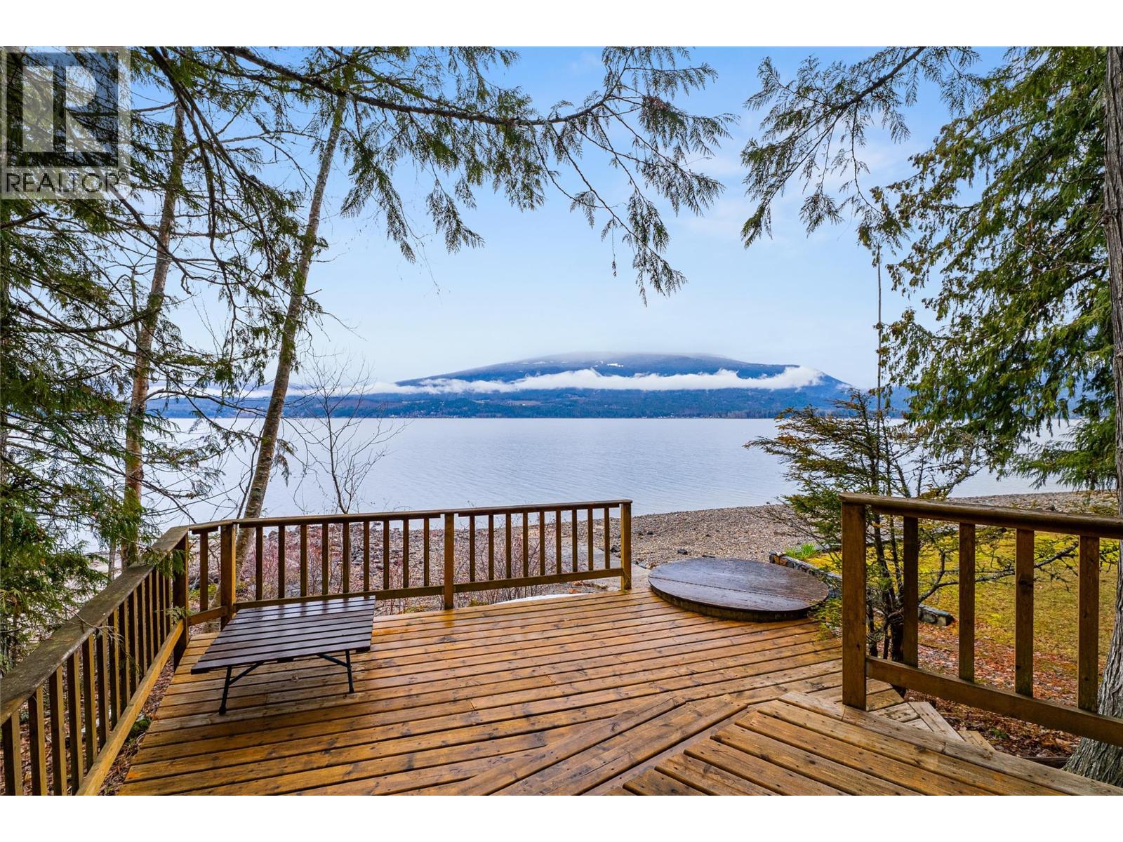 4119 Reid Road, Eagle Bay