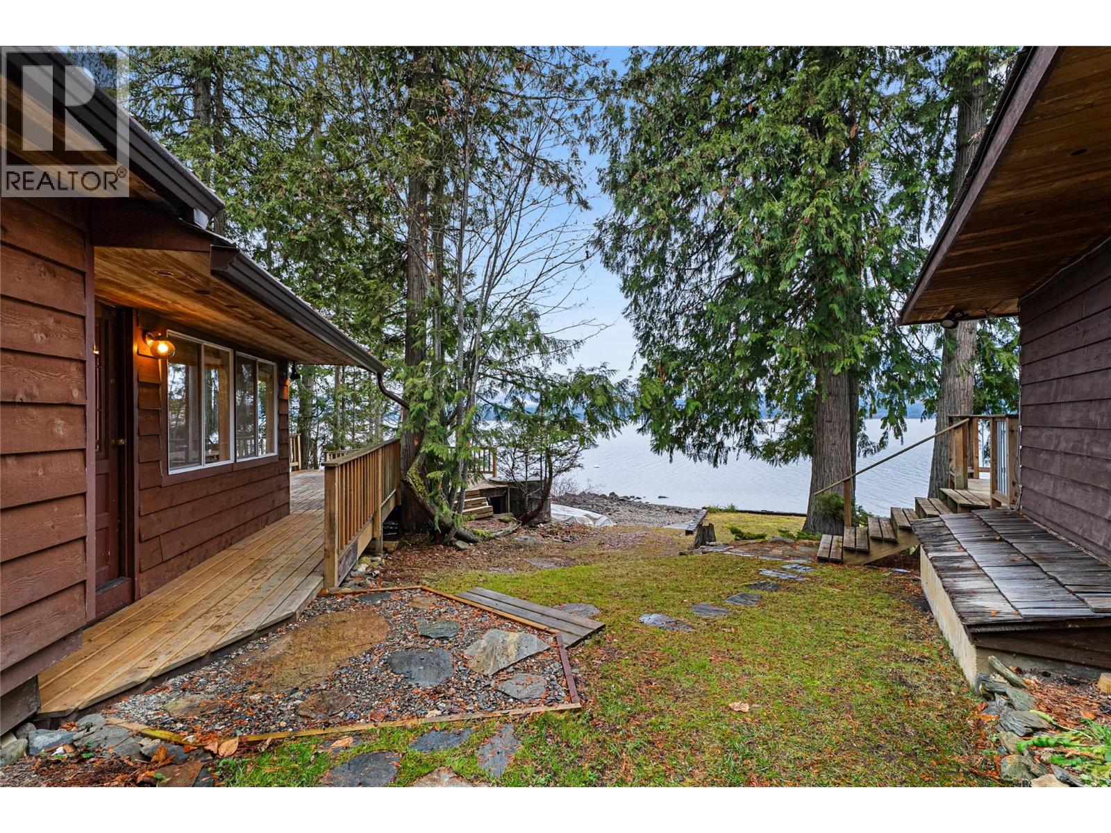 4119 Reid Road, Eagle Bay