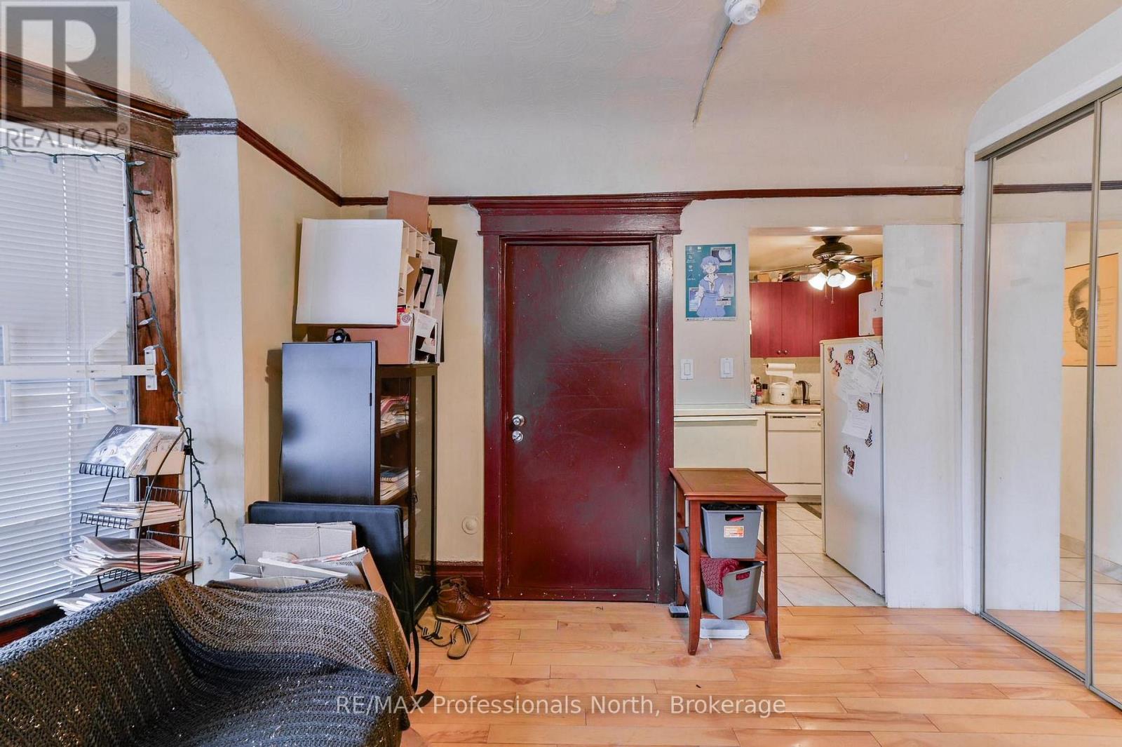 3 MAYNARD AVENUE - 11