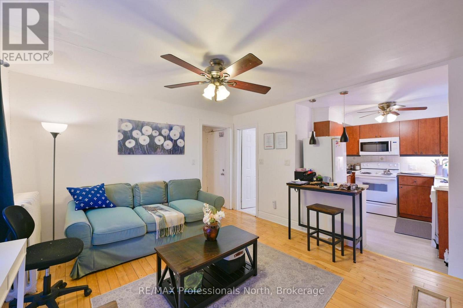 3 MAYNARD AVENUE - 18