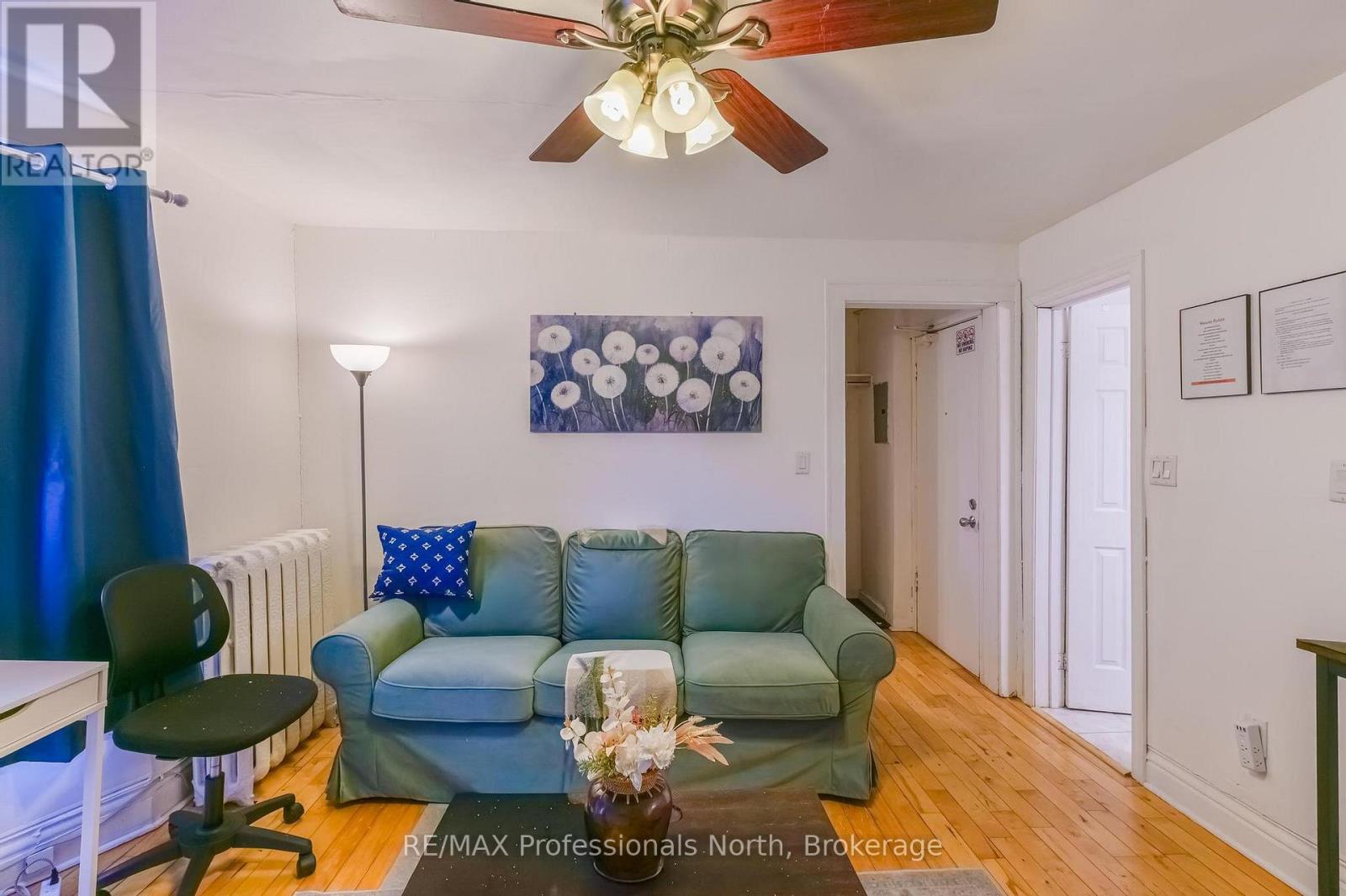 3 MAYNARD AVENUE - 19