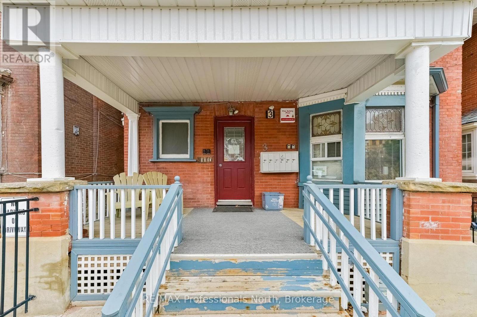 3 MAYNARD AVENUE - 2