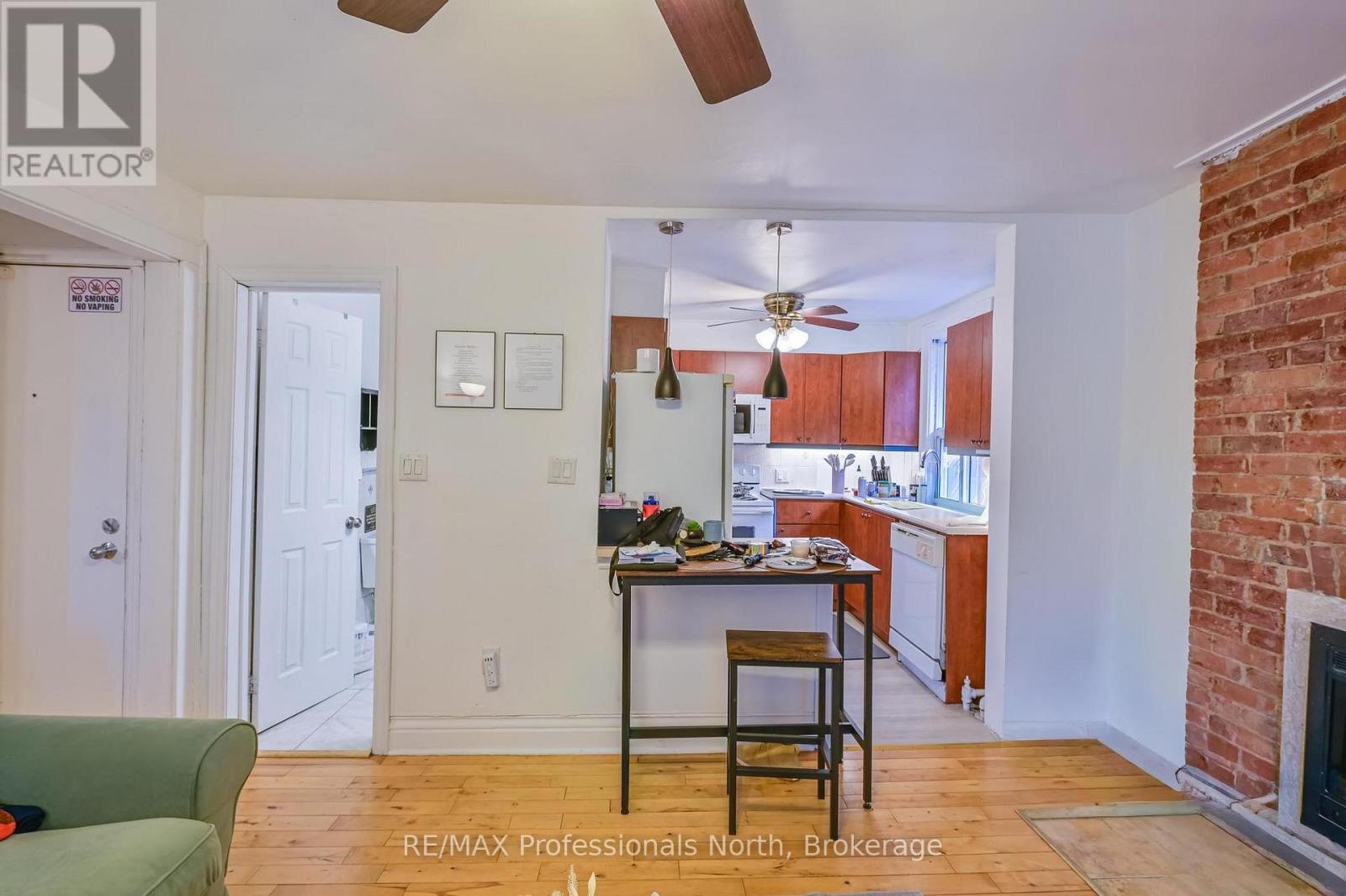 3 MAYNARD AVENUE - 22