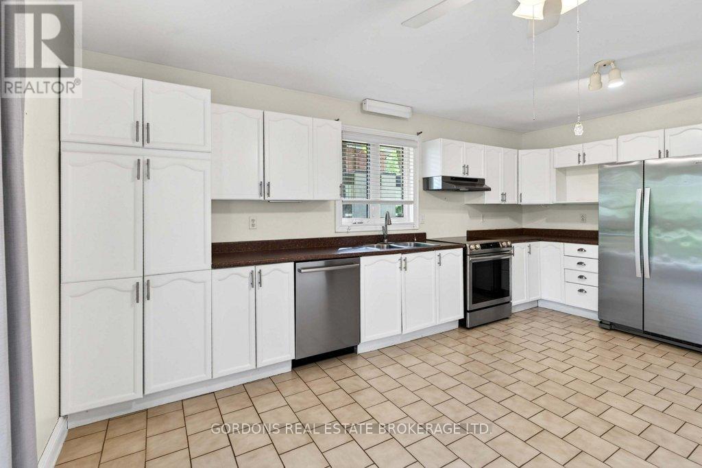 163 MAIN STREET - 33