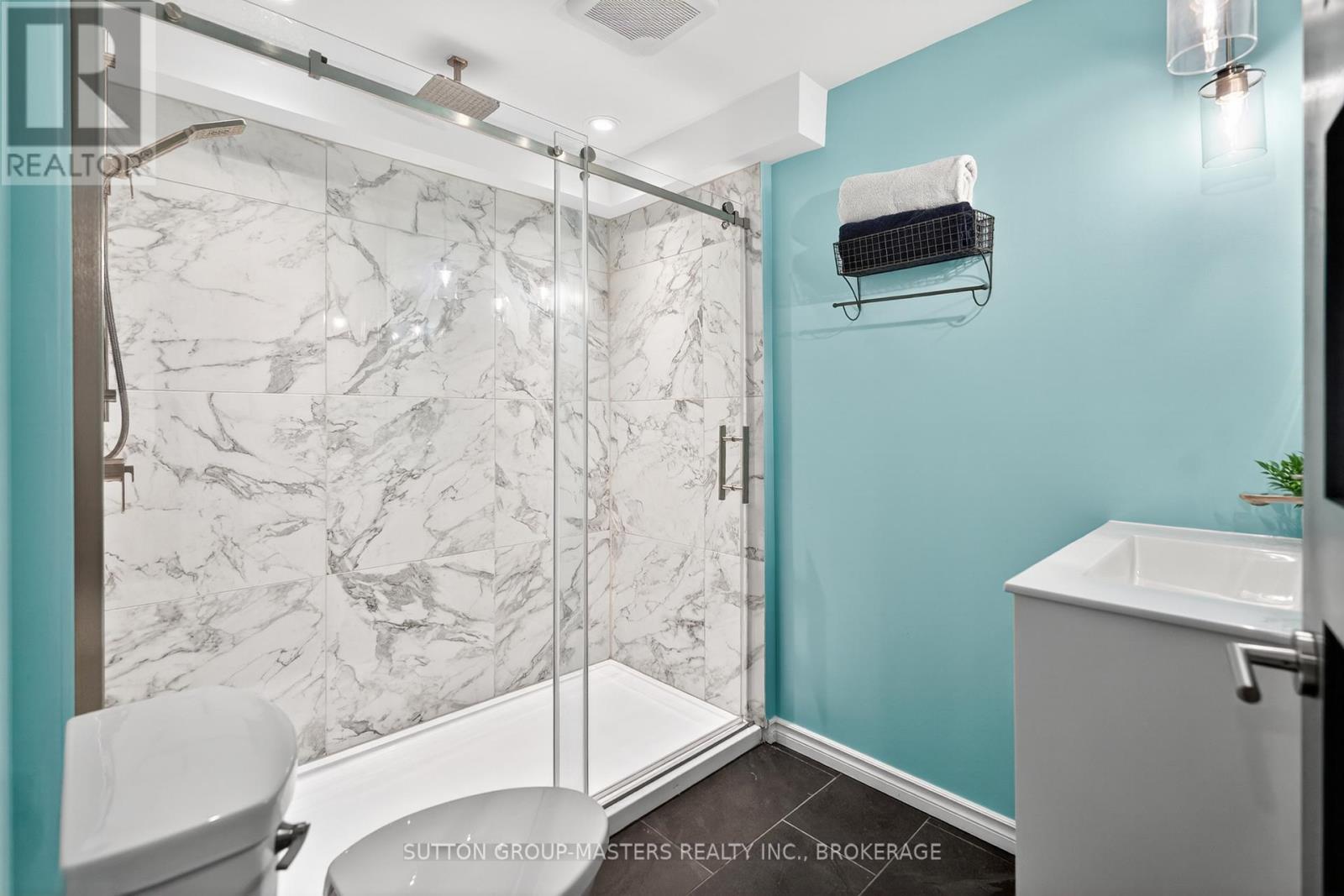 124 HAZLETT STREET - 47