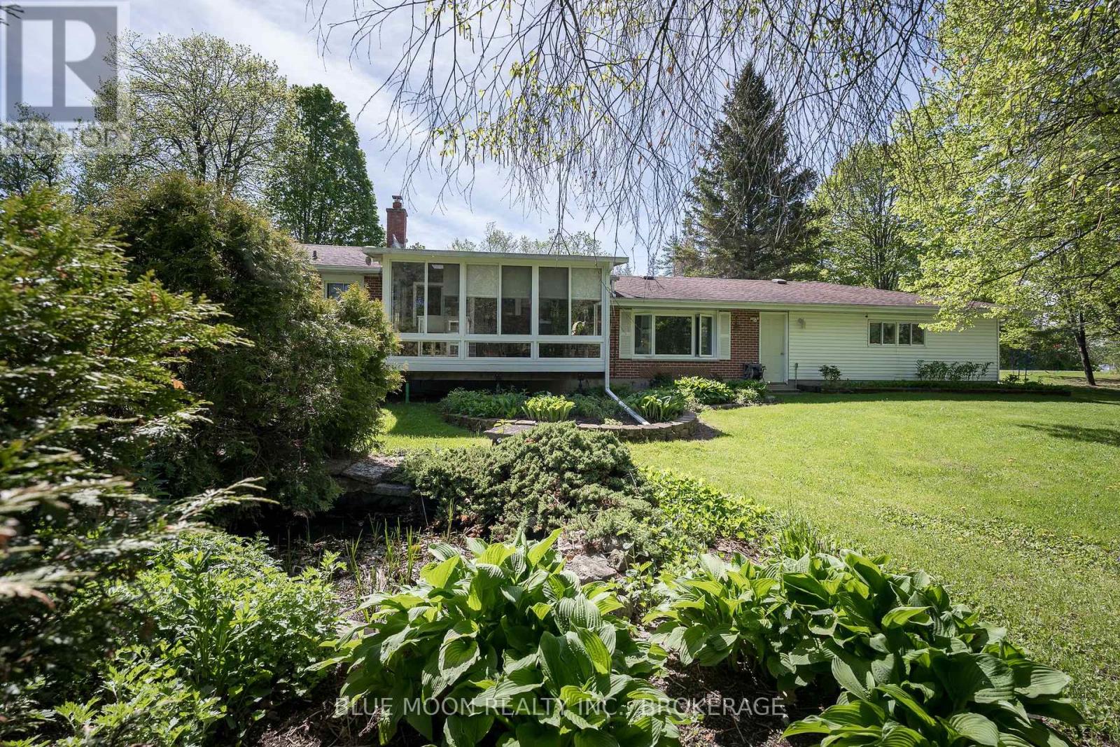 2545 LEEMAN ROAD - 36