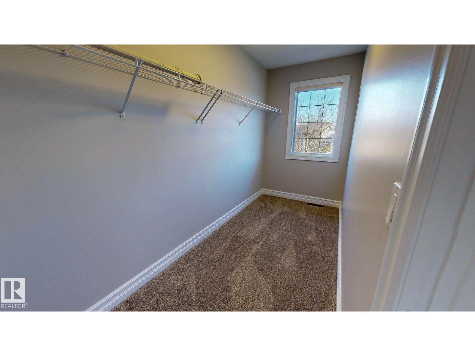 32 CARRIERE CR — photo 19