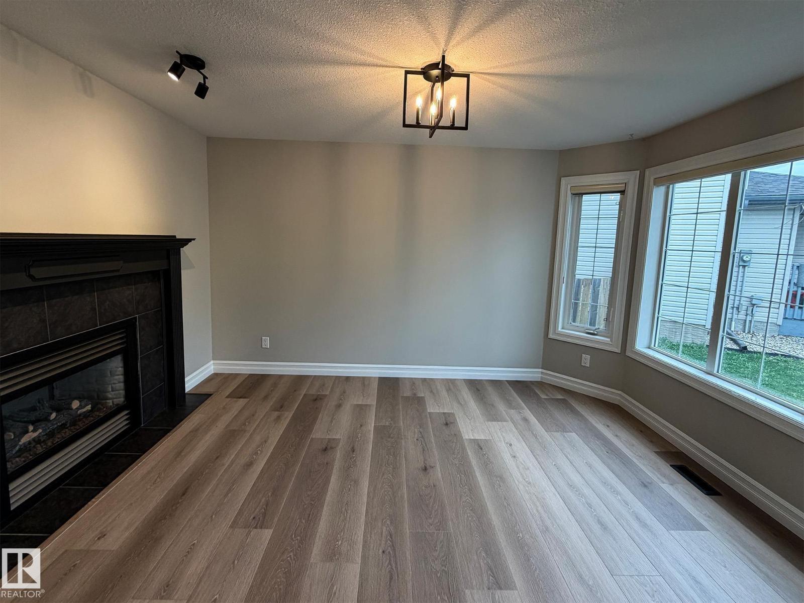 32 CARRIERE CR — photo 9