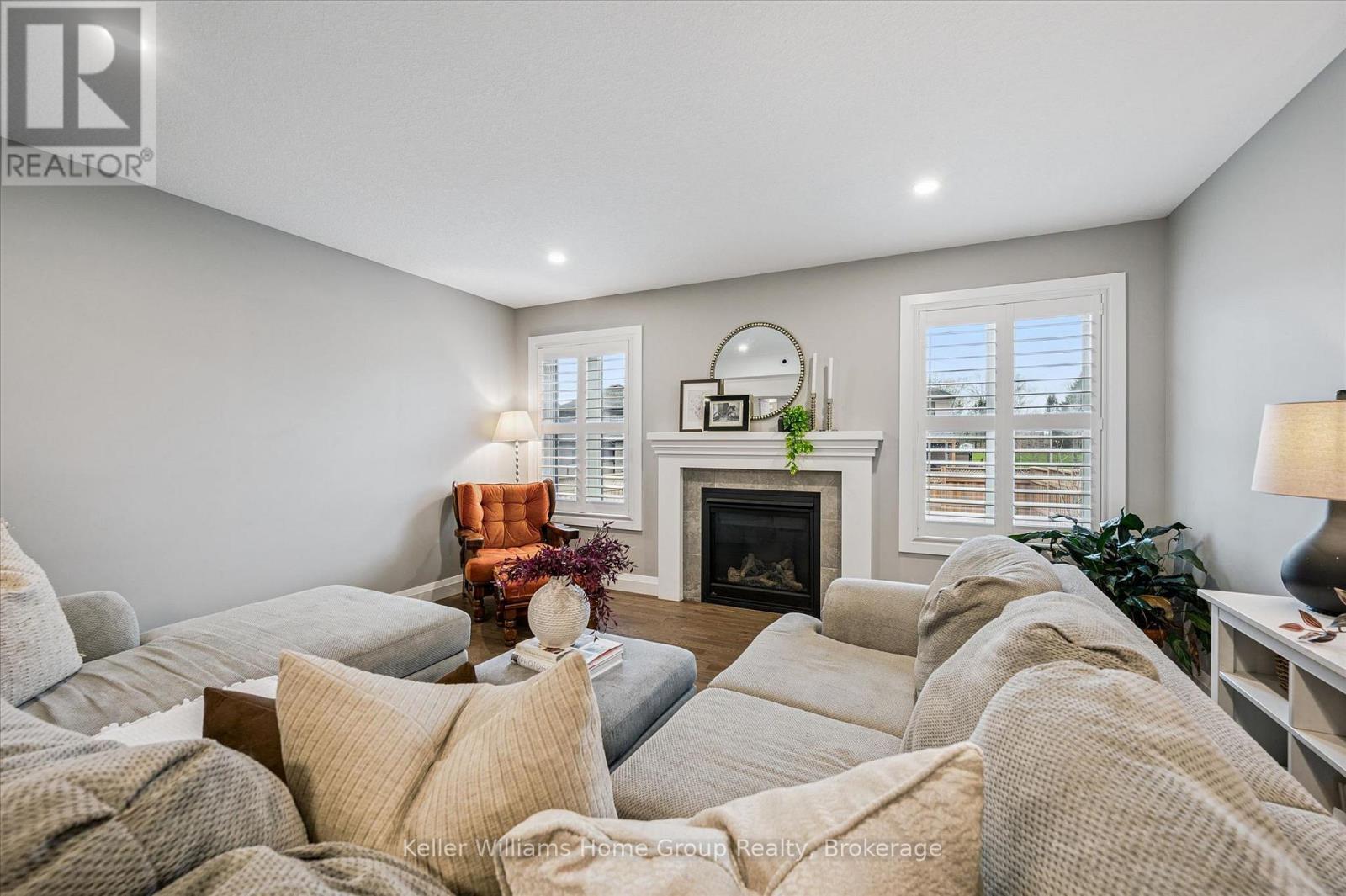 163 HALLS DRIVE - 16