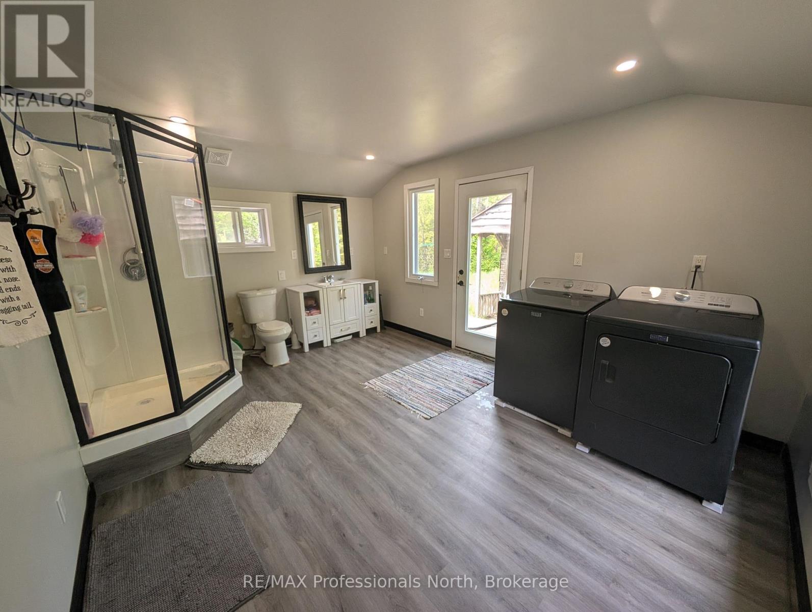 1408 PEARCELEY ROAD - 13
